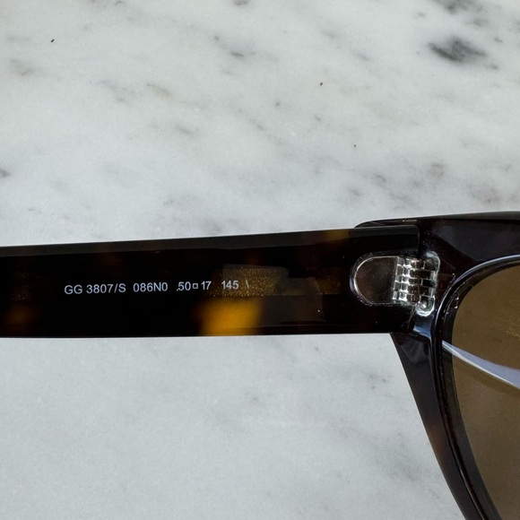 Gucci Unique Mother of Pearl Cat Eye Sunglasses - Picture 5 of 13